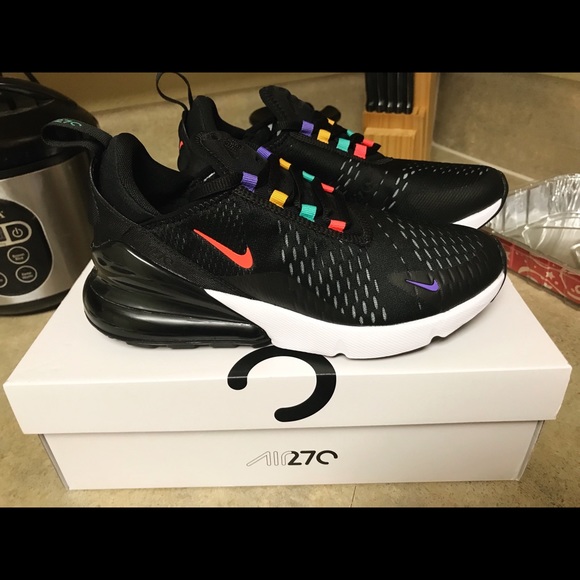 Nike Shoes - Women’s airmax 270 size 8